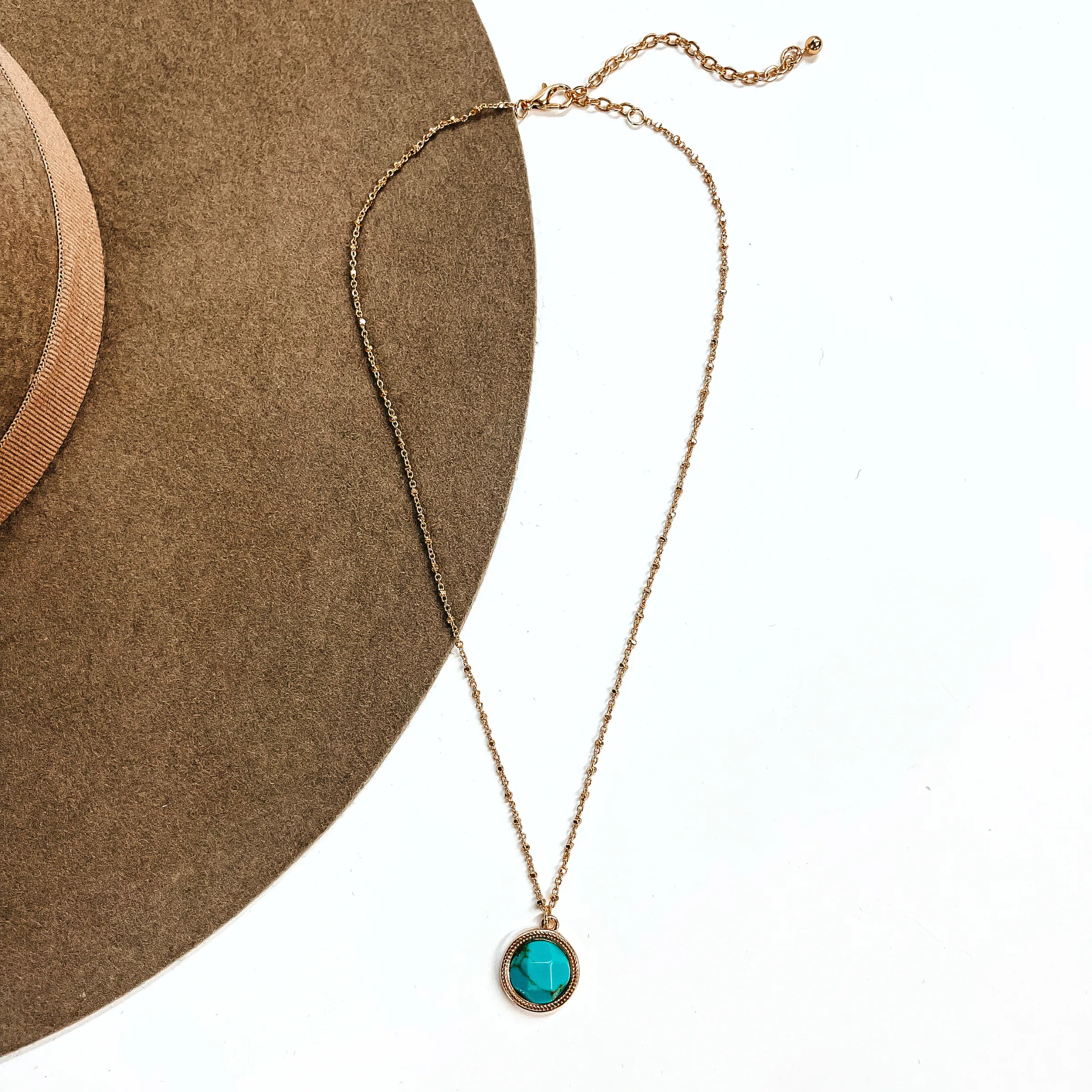 Highlight The Good Gold Tone Chain Necklace with Circle Pendant in Turquoise