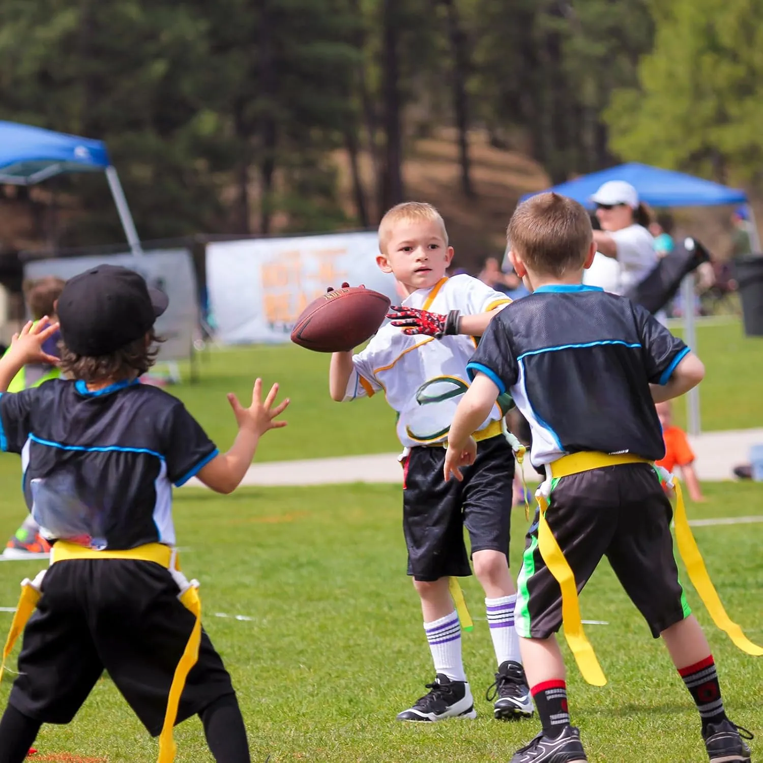 Peryiter 2/12/24 Set Player Flag Football Belt, Adjustable Football Belts and Flags for Kids Youth Adult Sport Team Training